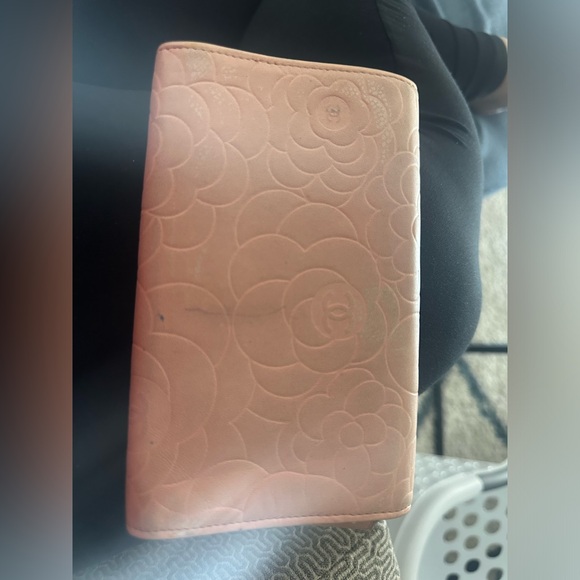 Chanel Wallet - Picture 3 of 8